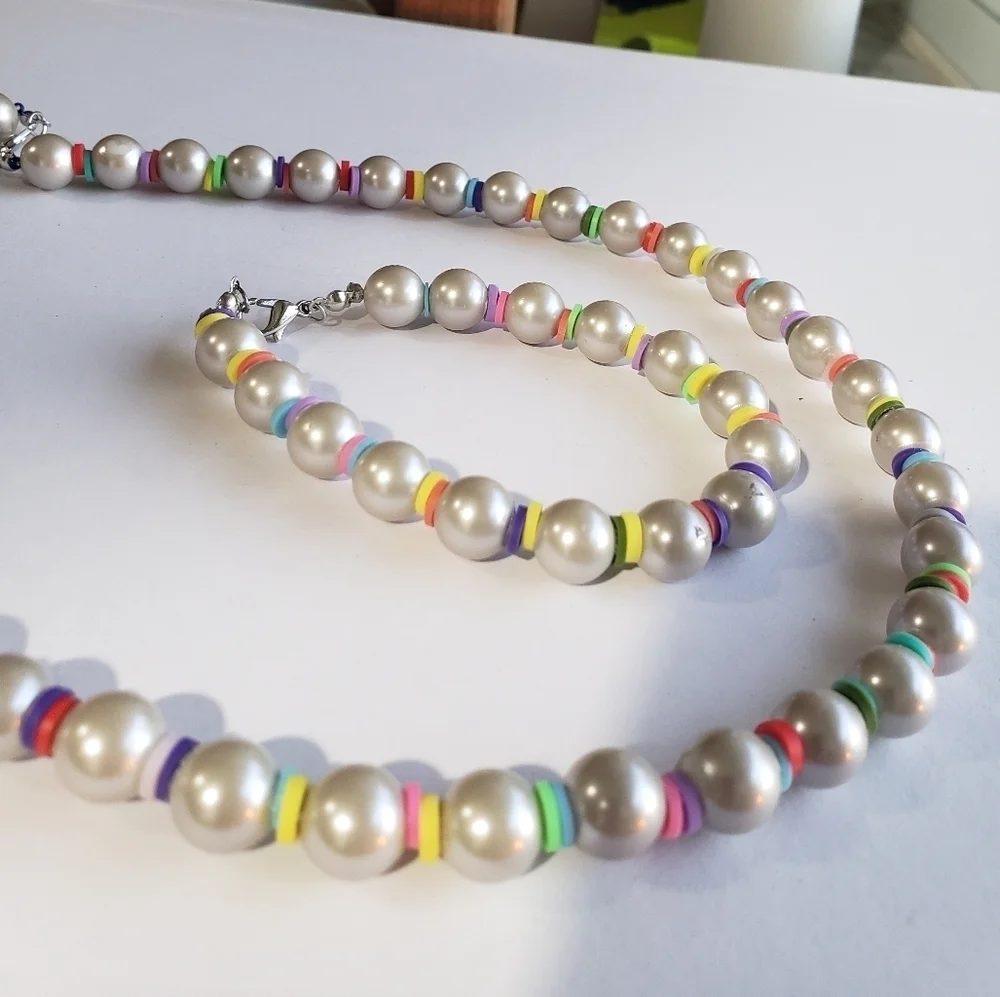 NWT KIDS pearls bracelet NECKLACE 15 INCH multicolored Christmas gift Girls